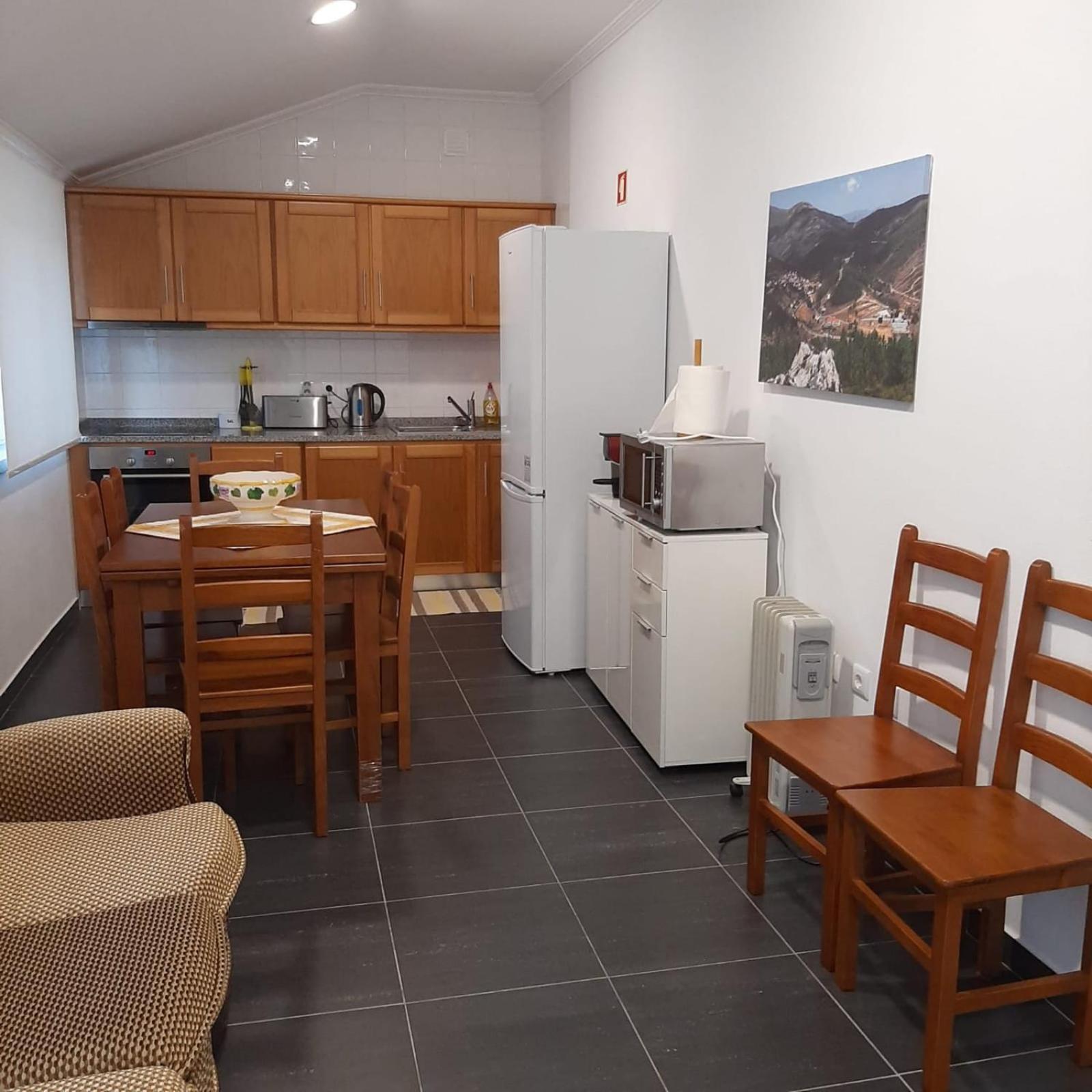 Casas Da Escola - "A Escola" - Meas Villa Pampilhosa da Serra Bagian luar foto